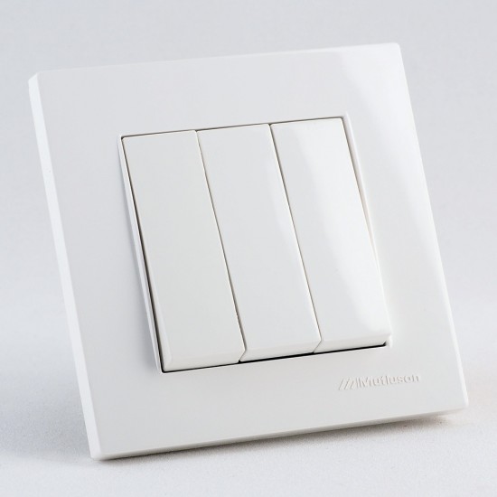 Drievoudige schakelaar schuin