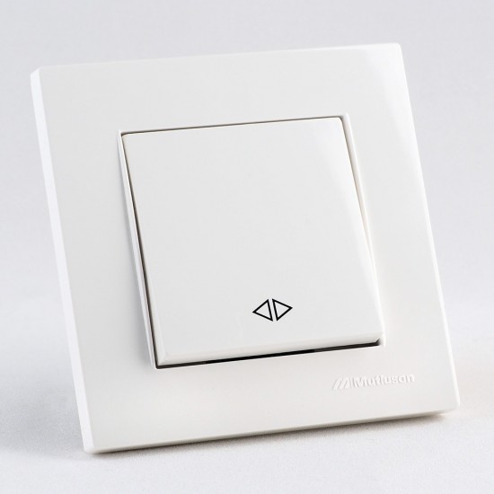 Kruis schakelaar schuin